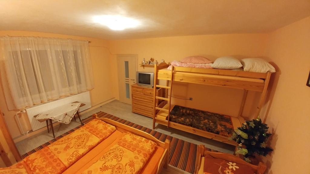 Hotel Privát u Zdenky Tvrdosin Exterior foto